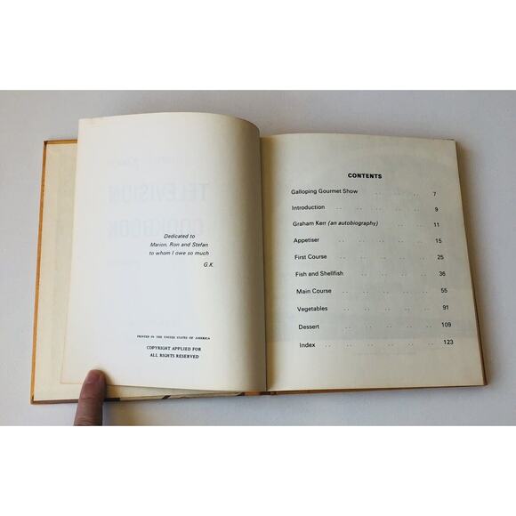 Vintage Galloping Gourmet Television HC Cookbook Volume One Graham Kerr Recipes - Picture 5 of 13